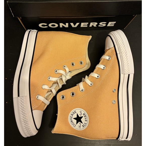 NEW Converse Chuck Taylor Size 8 All Star Lift Womens Platform High-Top Sneakers - Picture 4 of 8